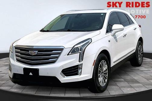 Crystal White Tricoat 2018 Cadillac XT5 Luxury