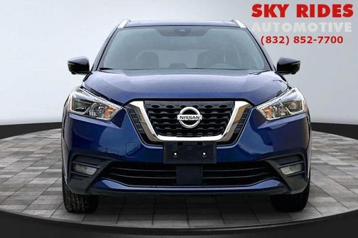 2020 Nissan Kicks SR