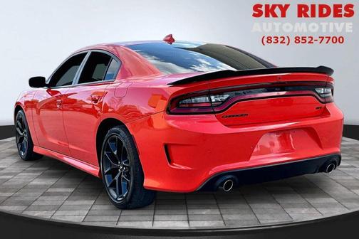 Go Mango 2022 Dodge Charger GT