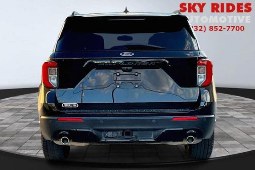 2022 Ford Explorer ST-Line