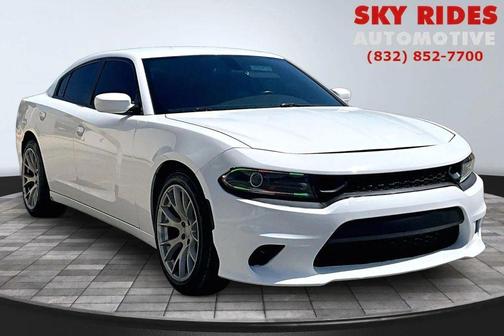 White Knuckle Clearcoat 2022 Dodge Charger SXT