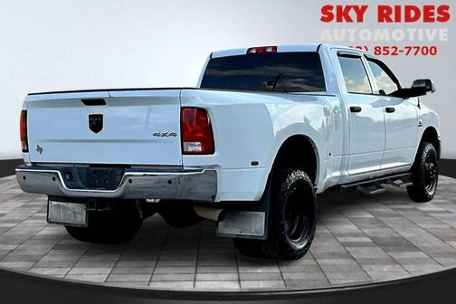 2018 RAM 3500 Tradesman Crew Cab 4x4 8' Box