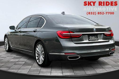 2018 BMW 740 740i Sedan 4D