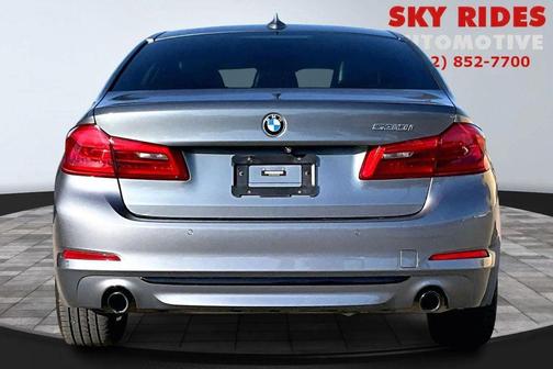 2018 BMW 530 530i Sedan 4D