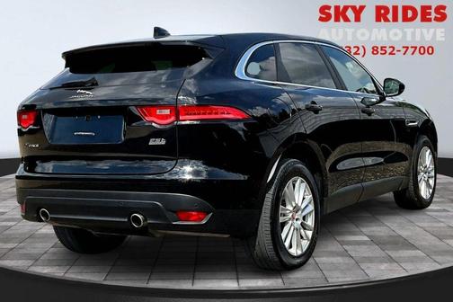 2017 Jaguar F-PACE 35t Prestige