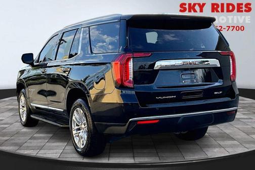 2021 GMC Yukon SLT
