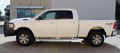 2019 RAM 2500 Lone Star Crew Cab 4x4 6'4' Box