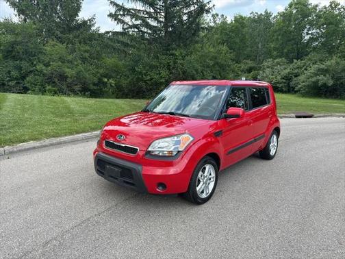 2010 Kia Soul +