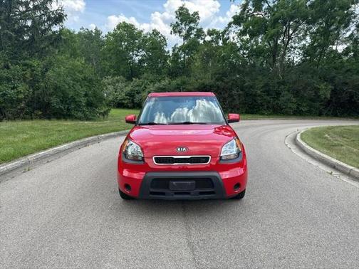 2010 Kia Soul +