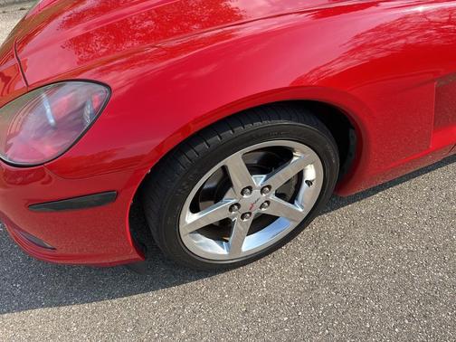 2006 Chevrolet Corvette Base