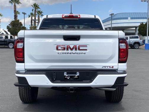 2025 GMC Canyon AT4