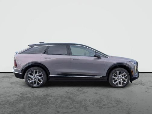 Celestial 2026 Cadillac OPTIQ Luxury