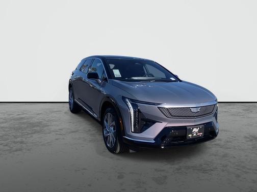 2026 Cadillac OPTIQ Luxury