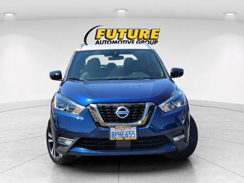 2020 Nissan Kicks SR