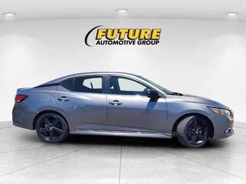 Gun Metallic 2022 Nissan Sentra SR