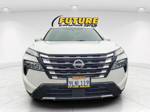 2024 Nissan Rogue Platinum