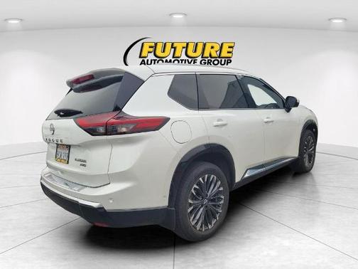 2024 Nissan Rogue Platinum