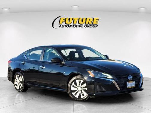 2025 Nissan Altima S