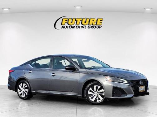 2025 Nissan Altima S