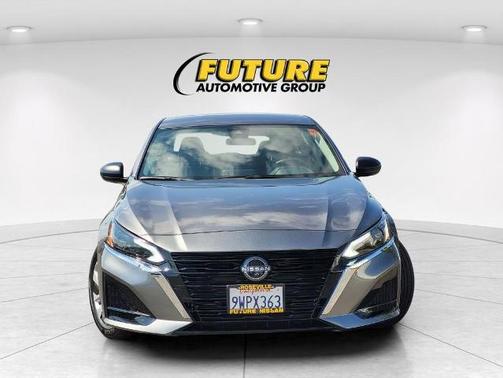 Gun Metallic 2025 Nissan Altima S