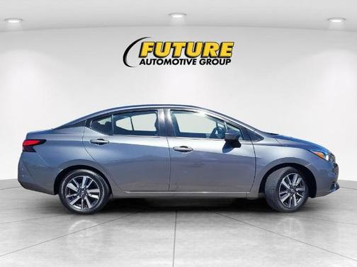 Gun Metallic 2021 Nissan Versa 1.6 SV