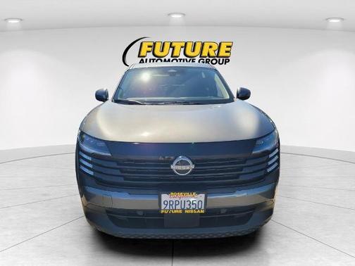 Gun Metallic 2025 Nissan Kicks SV