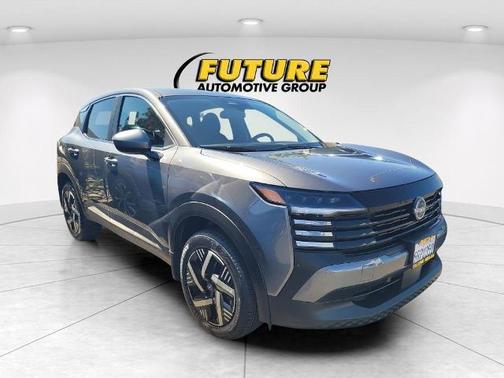 Gun Metallic 2025 Nissan Kicks SV