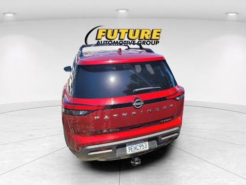 Scarlet Ember 2023 Nissan Pathfinder SV