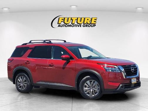 Scarlet Ember 2023 Nissan Pathfinder SV