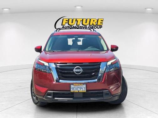 Scarlet Ember 2023 Nissan Pathfinder SV
