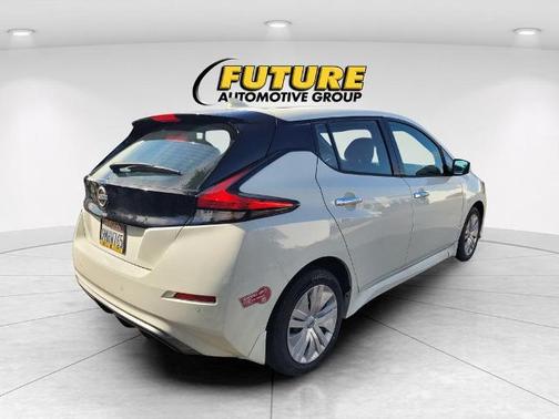 2024 Nissan Leaf S