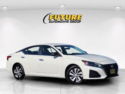 2025 Nissan Altima S