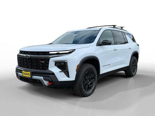 Polar White 2026 Chevrolet Traverse Z71