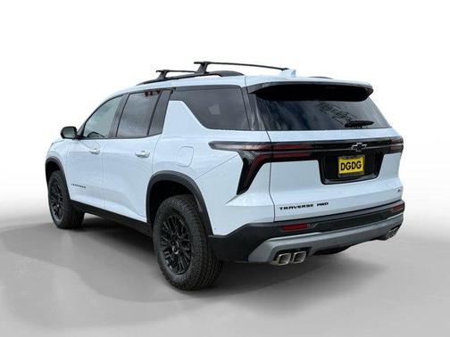 Polar White 2026 Chevrolet Traverse Z71