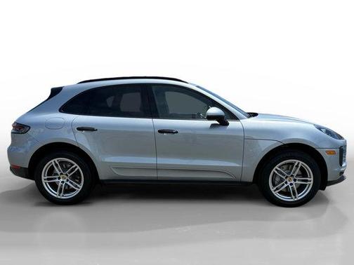 Dolomite Silver Metallic 2020 Porsche Macan Base