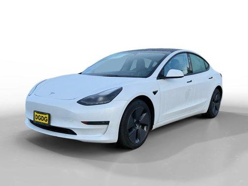 2023 Tesla Model 3 Base