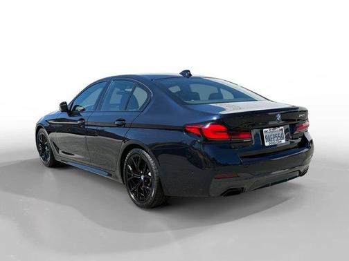 2022 BMW 540 i