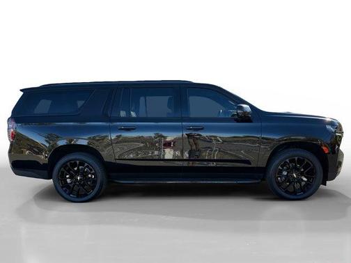 2022 Chevrolet Suburban RST