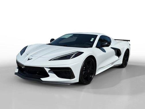 Arctic White 2026 Chevrolet Corvette Stingray w/3LT