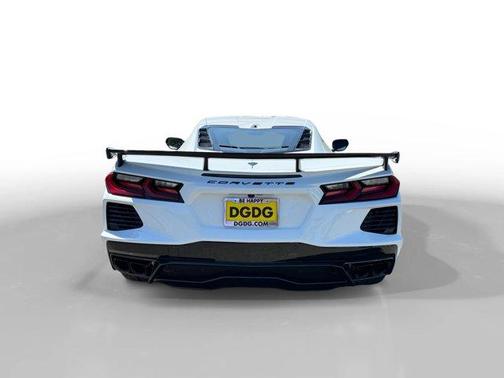 Arctic White 2026 Chevrolet Corvette Stingray w/3LT