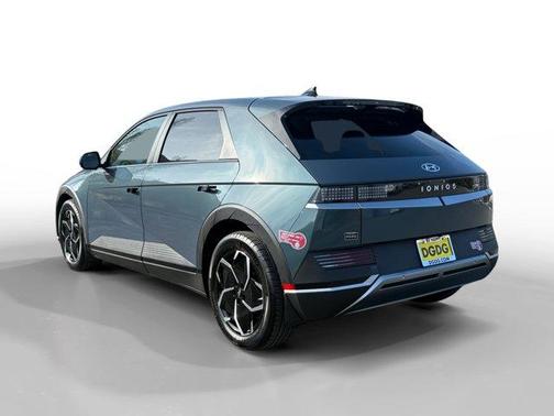 2024 Hyundai IONIQ 5 SE Standard Range