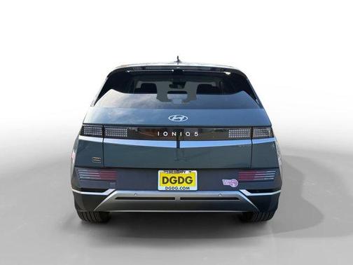 2024 Hyundai IONIQ 5 SE Standard Range