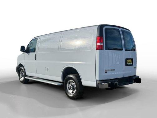 2024 GMC Savana 2500 Work Van