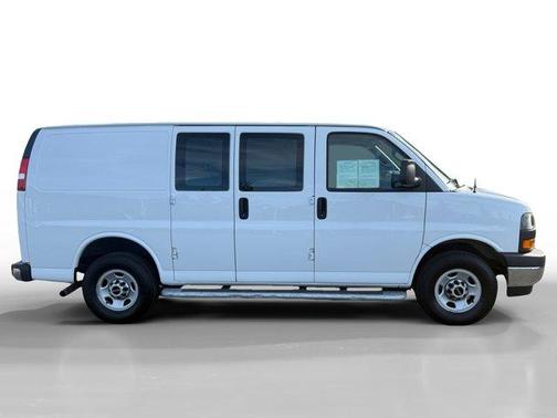 2024 GMC Savana 2500 Work Van