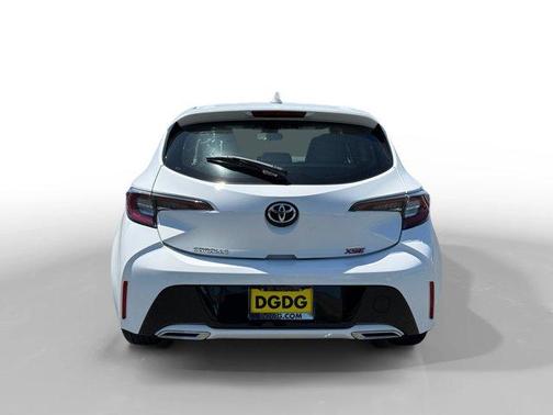 White 2022 Toyota Corolla Hatchback XSE