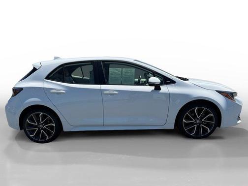 White 2022 Toyota Corolla Hatchback XSE