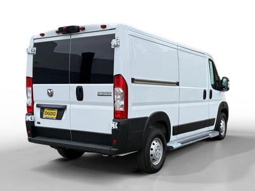 2023 RAM ProMaster 2500 Base