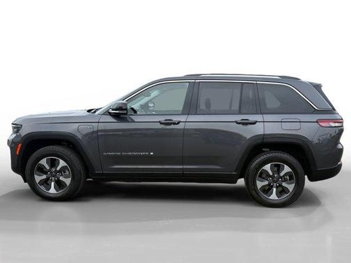 2022 Jeep Grand Cherokee 4xe Base