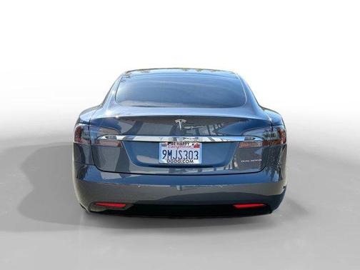 2020 Tesla Model S Long Range