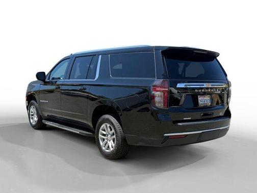 2023 Chevrolet Suburban LS